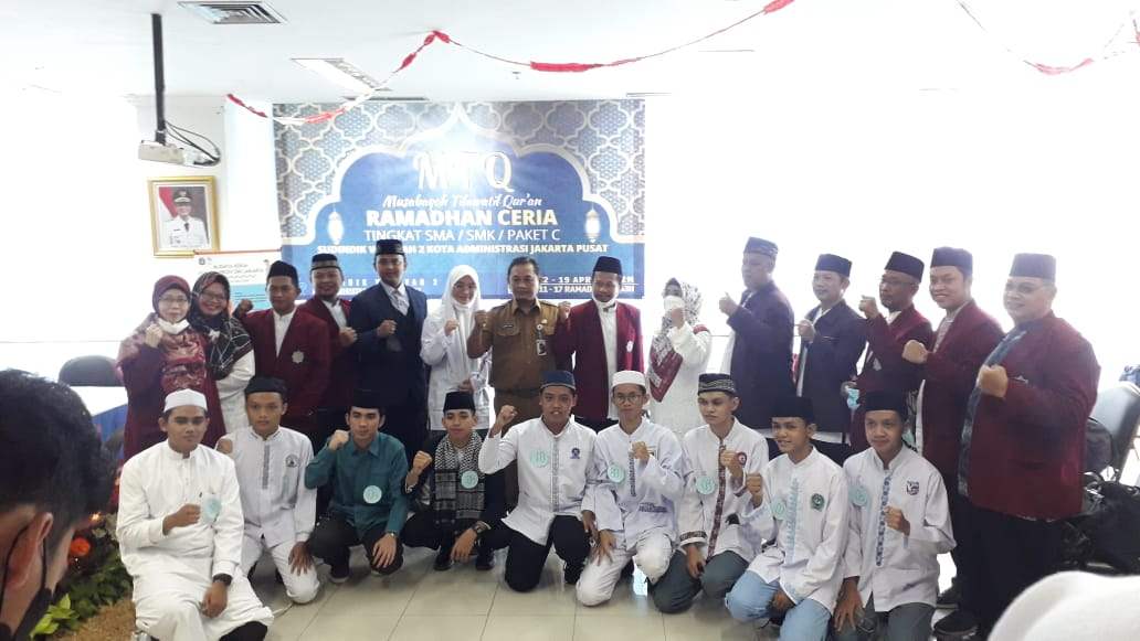 Foto 1 Finalis Lomba MTQ "RAMADHAN CERIA" Tingkat SMA/SMK/Paket C
