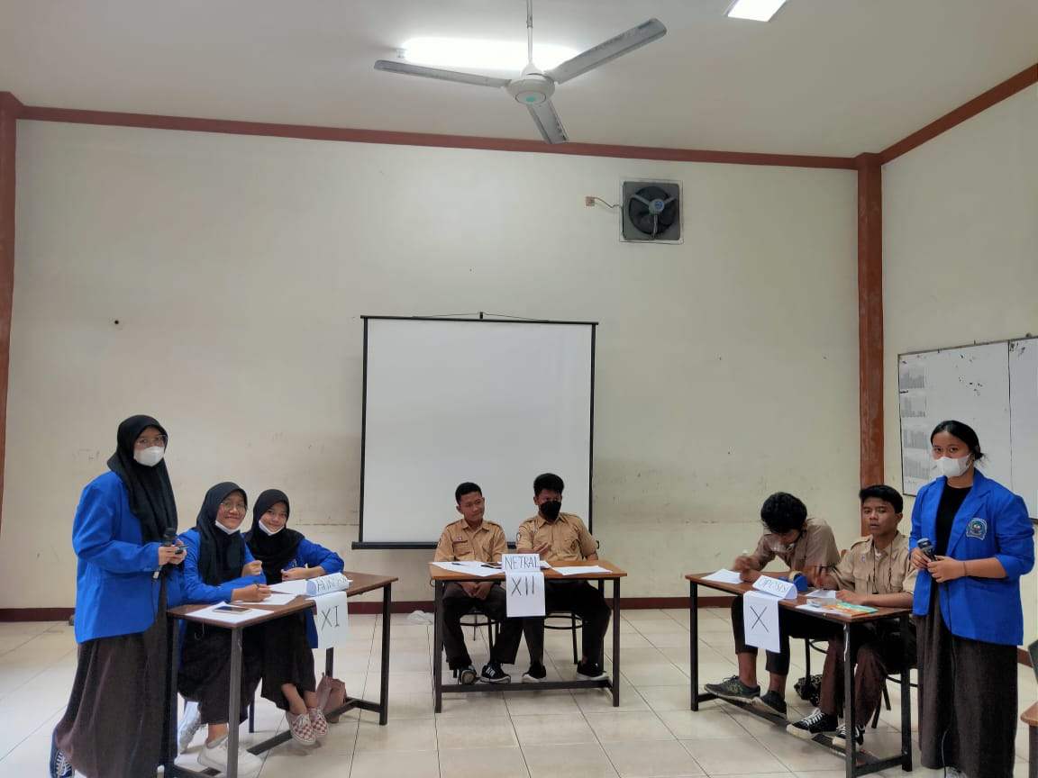 Foto 8 Class Meeting