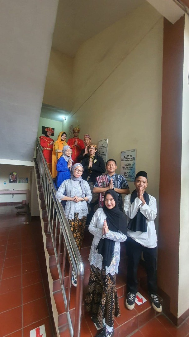 Foto 8 Lomba Hari Kartini